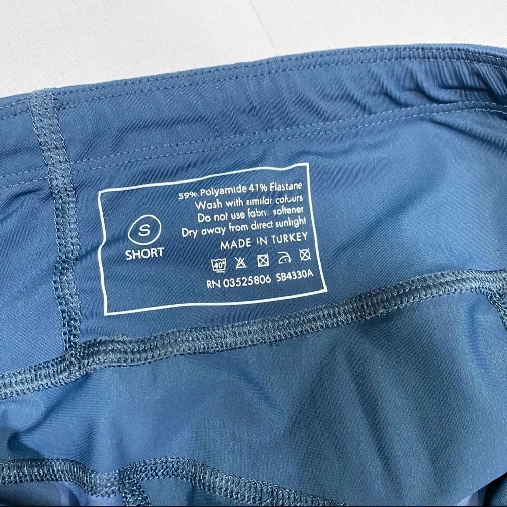 SWEATY BETTY The Zero Gravity Running Legging
